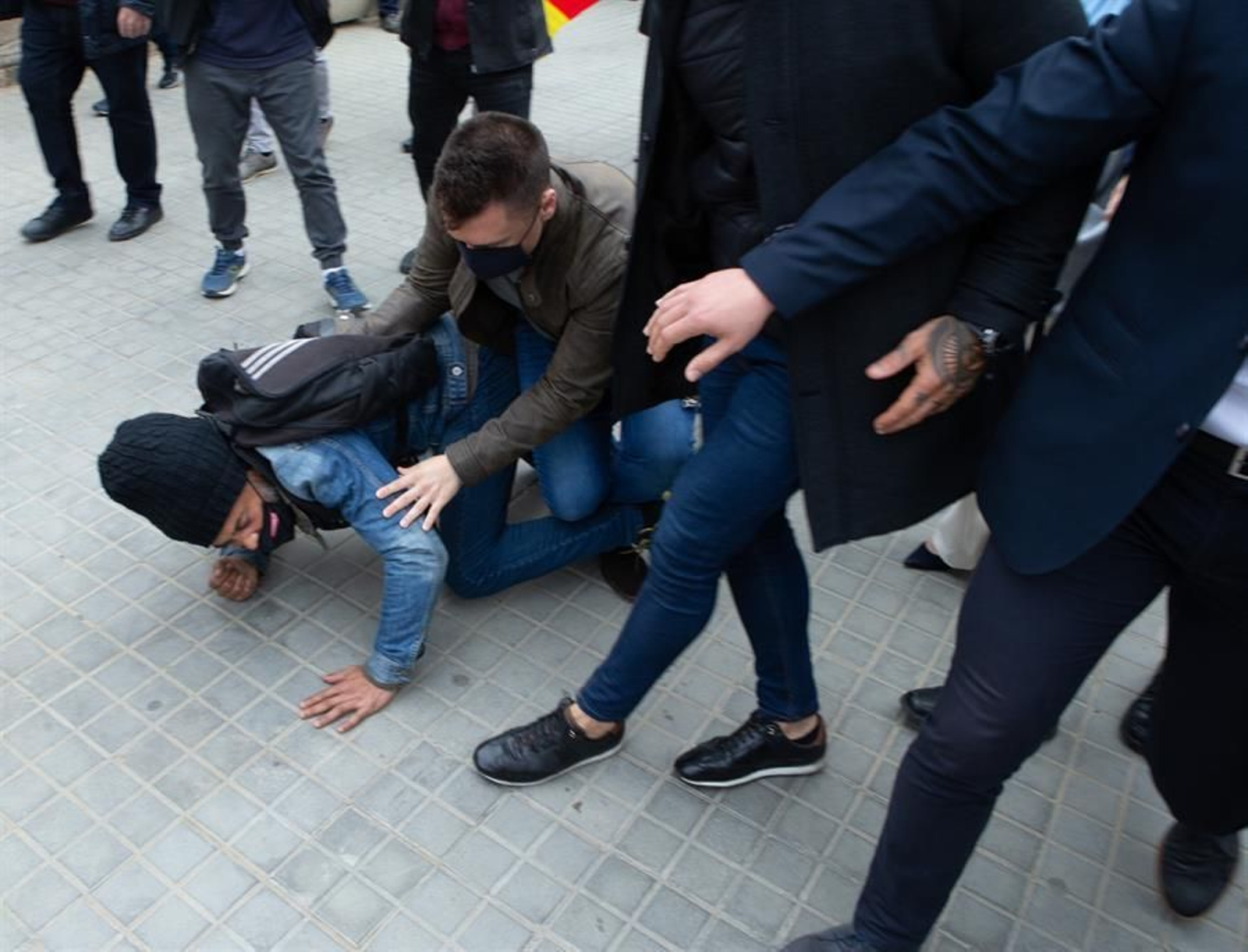 Los guardaespaldas de Abascal redujeron al hombre. (EFE)