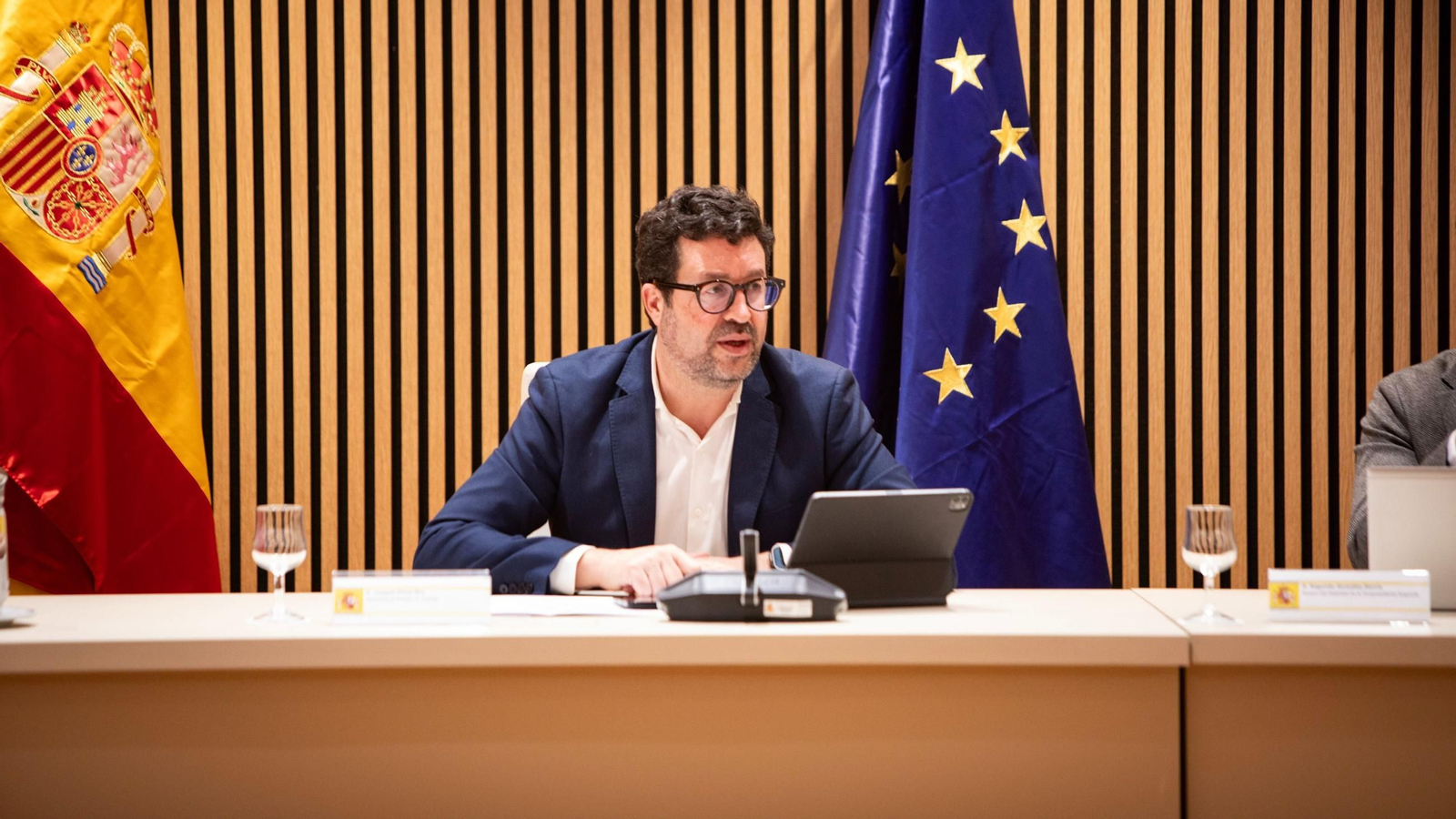 El secretario de Estado de Trabajo, Joaquín Pérez Rey, durante la reunión de este lunes, 26 de enero, con los agentes sociales para abordar la subida del SMI