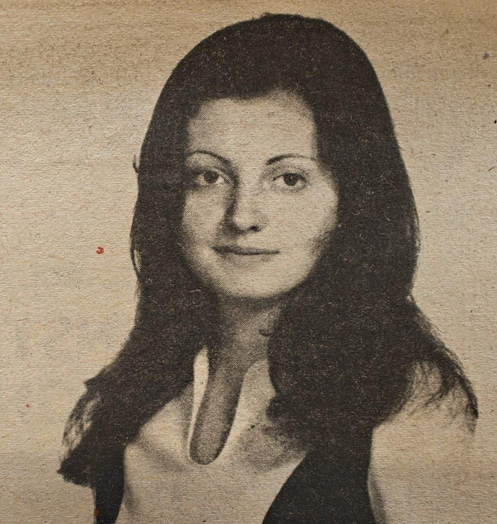 (4) M. del Carmen González Outeiriño.