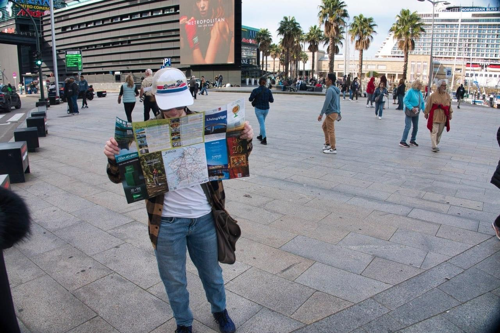 Galería | Una ruta trasatlántica llega a Vigo con 5.000 viajeros