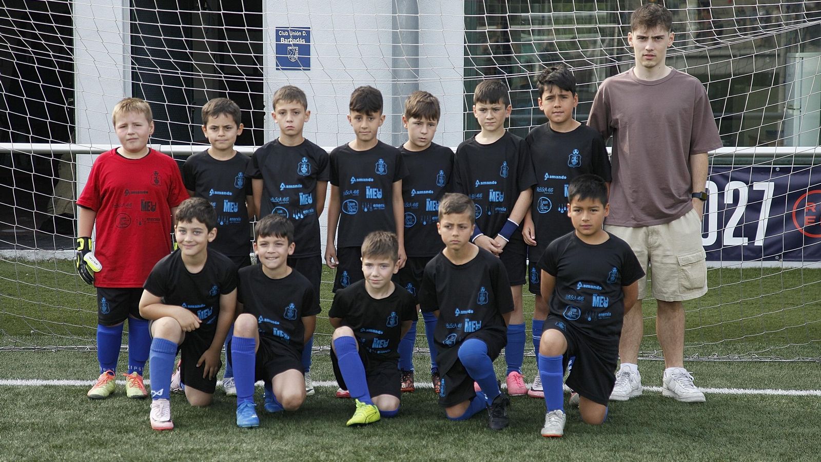 Galería | El fútbol benjamín se concentra en Barbadás