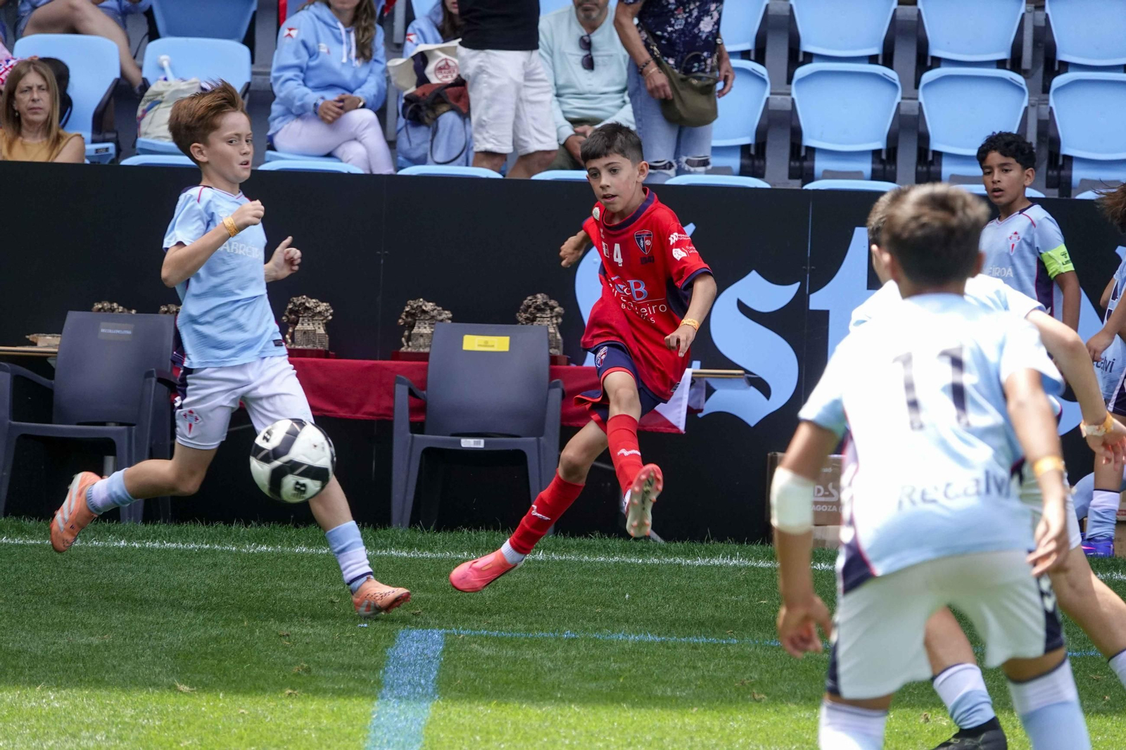 Galería | Balaídos despide la Vigo Cup con el acto de clausura y entrega de medallas