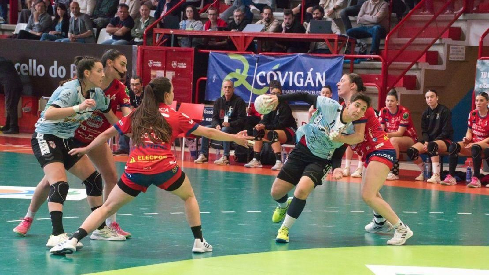 Ceci Cacheda ya disputó la anterior eliminatoria de cuartos en forma de derbi, disputada hace dos años, con la camiseta del Guardés.