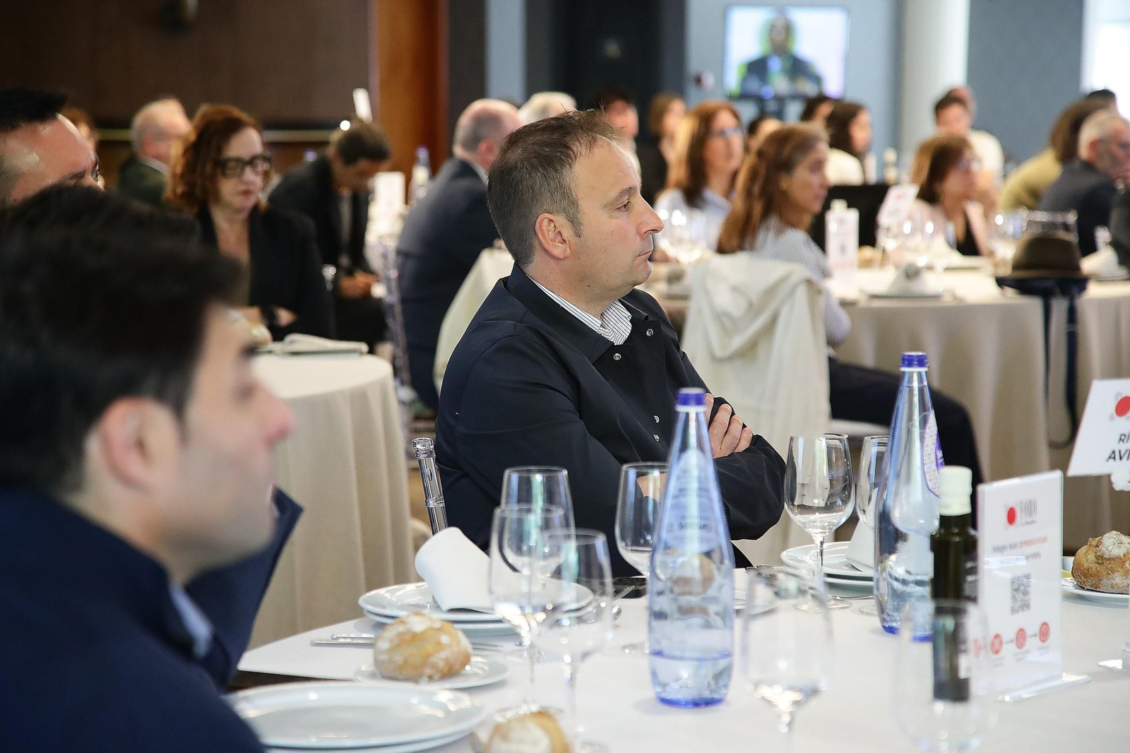 Los asistentes pudieron escuchar cómo vivió Félix Revuelta su evolución empresarial y las claves de su trayectoria.