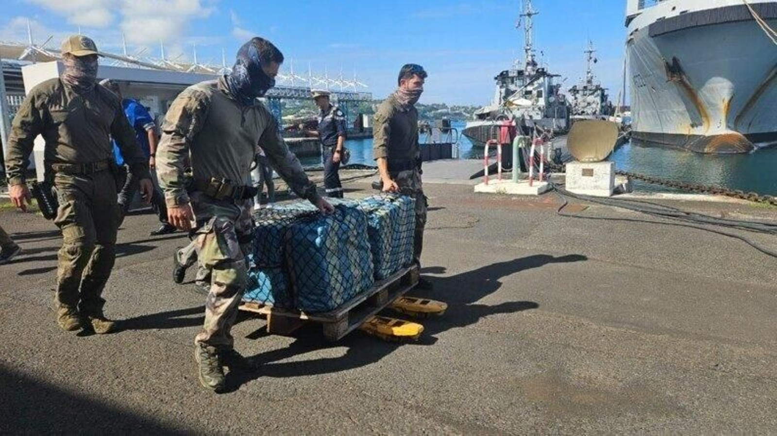 Incautación de cocaína del barco 'Raymi'. (Foto: Gendarmería de la Polinesia Francesa)