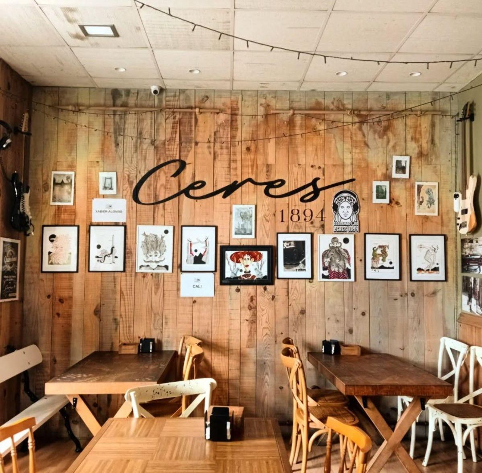Cultura, madera y tradición: Ceres 1984 es un rincón de tranquilidad para disfrutar de una buena cerveza.