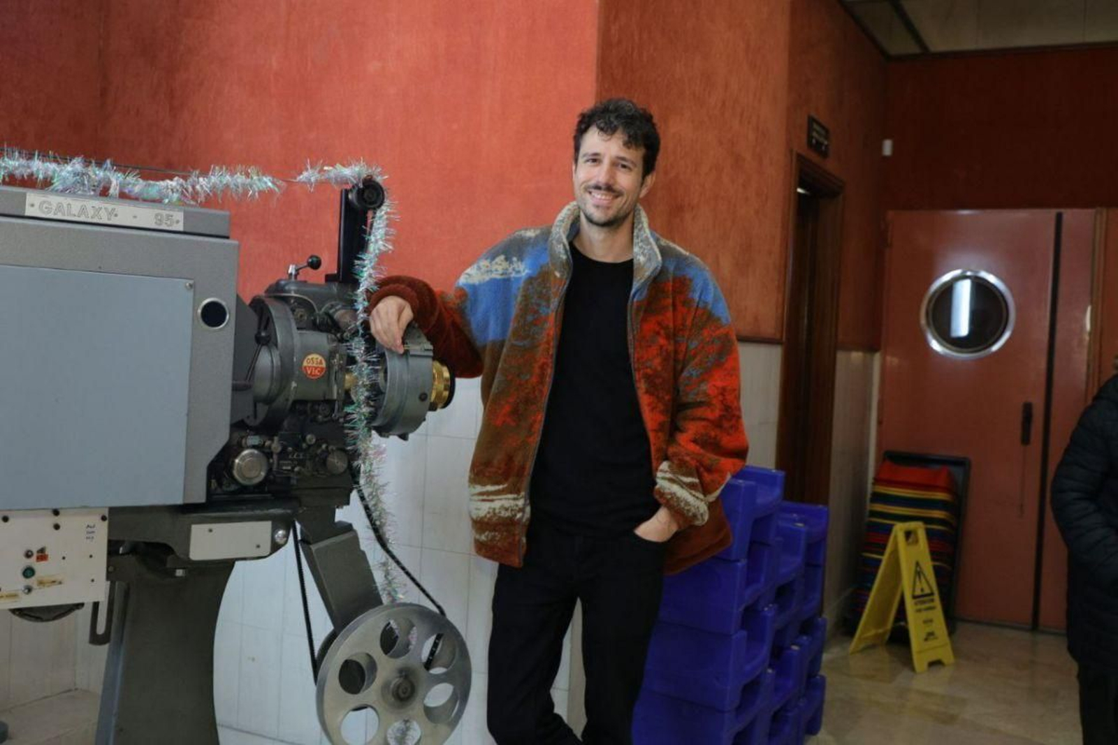 Lois Patiño, ayer en los Multicines Norte en el preestreno de “Ariel”