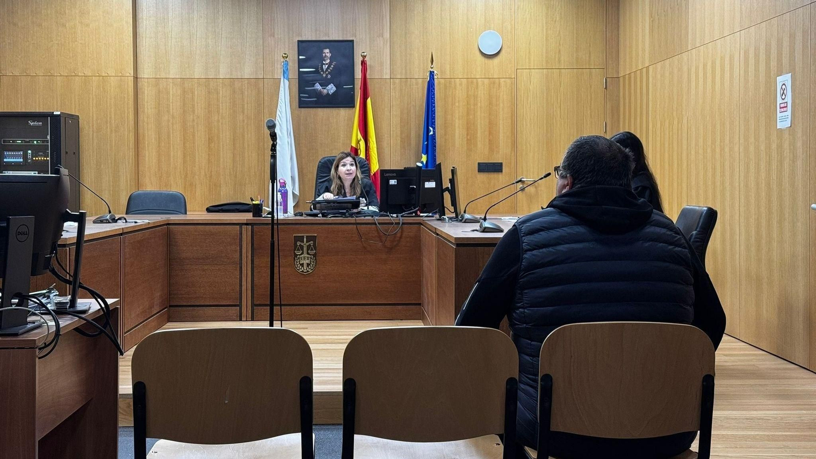 Un hombre acusado de homicidio por imprudencia acepta dos años de cárcel sin ingreso por atropellar mortalmente a un peatón en Ourense