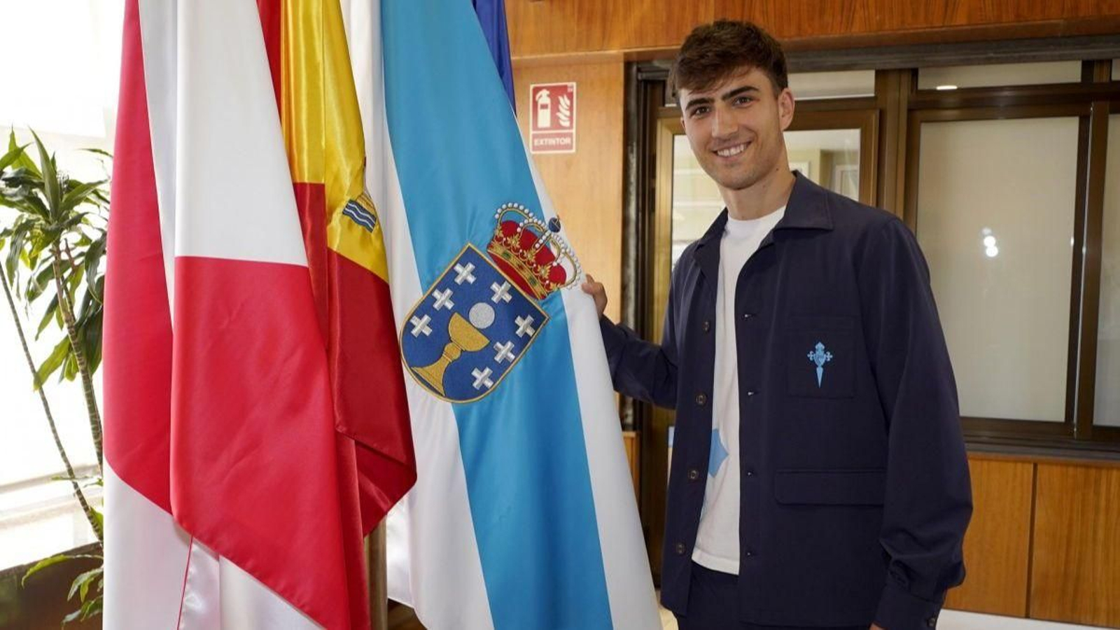 Javi Rodríguez es uno de los dos gallegos citados ayer por Luis de la Fuente. El otro, Borja Iglesias.