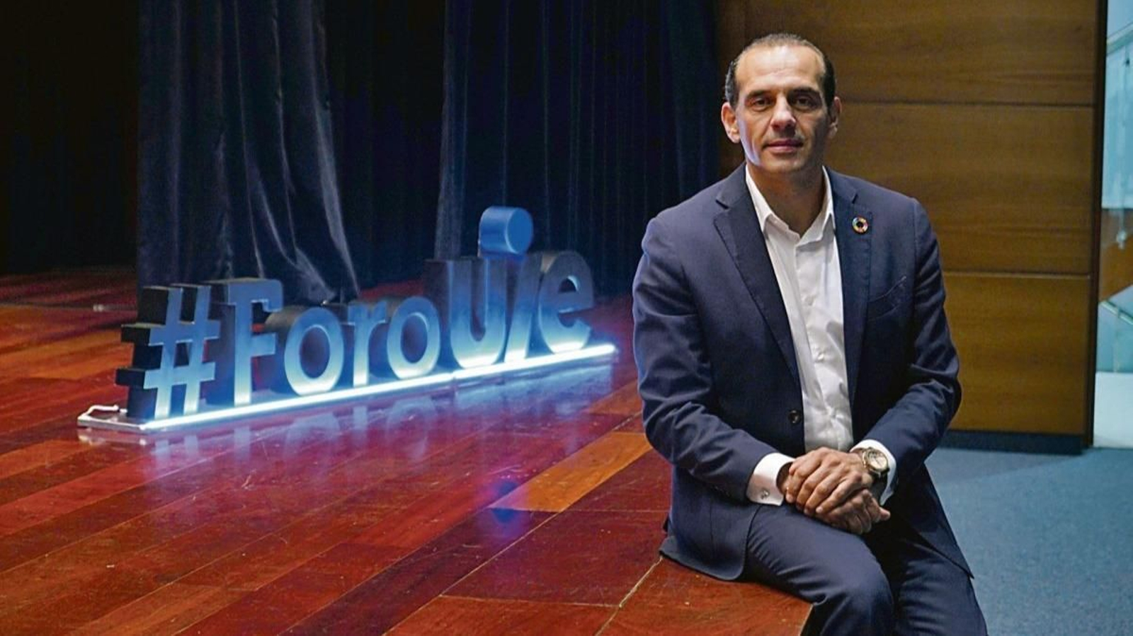 Juan Verde ofreció una charla organizada por la Universidad Intercontinental de la Empresa en Afundación. en Vigo (Foto: JV Landín).