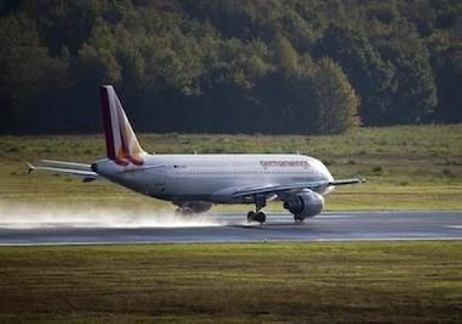Fotografía de un avión Airbus A320 de la compañía Germanwings.