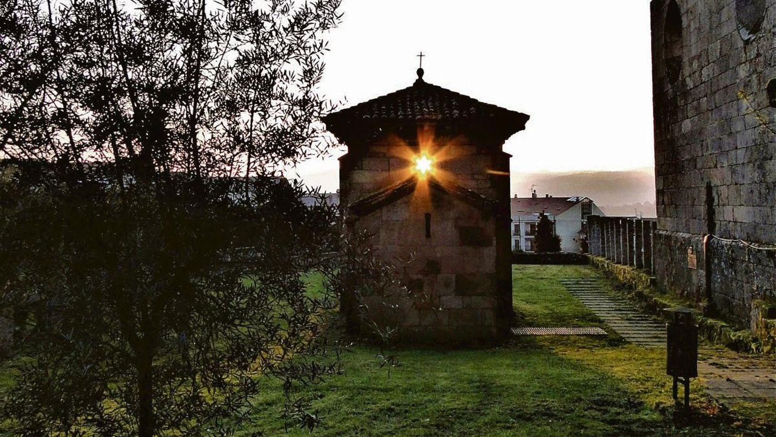 Equinoccio de outono en San Miguel de Celanova.