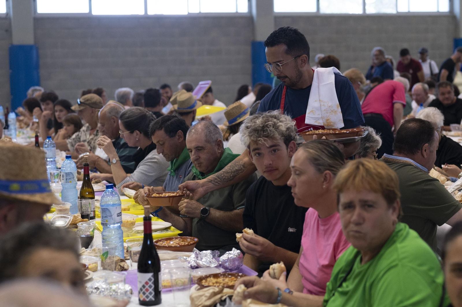 Galería | Os callos limiaos poñen sabor ao verán en Lobios