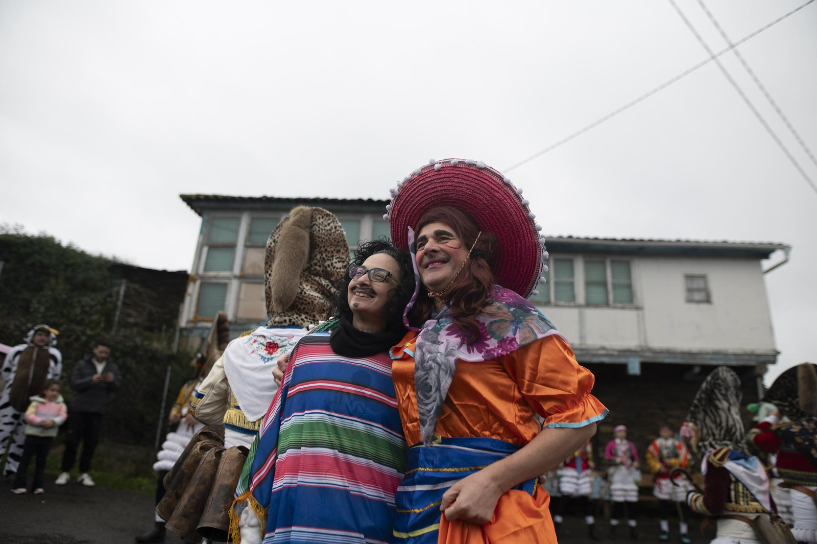 Galería | Los Felos llevan sus trastadas y travesuras a la sierra de Maceda