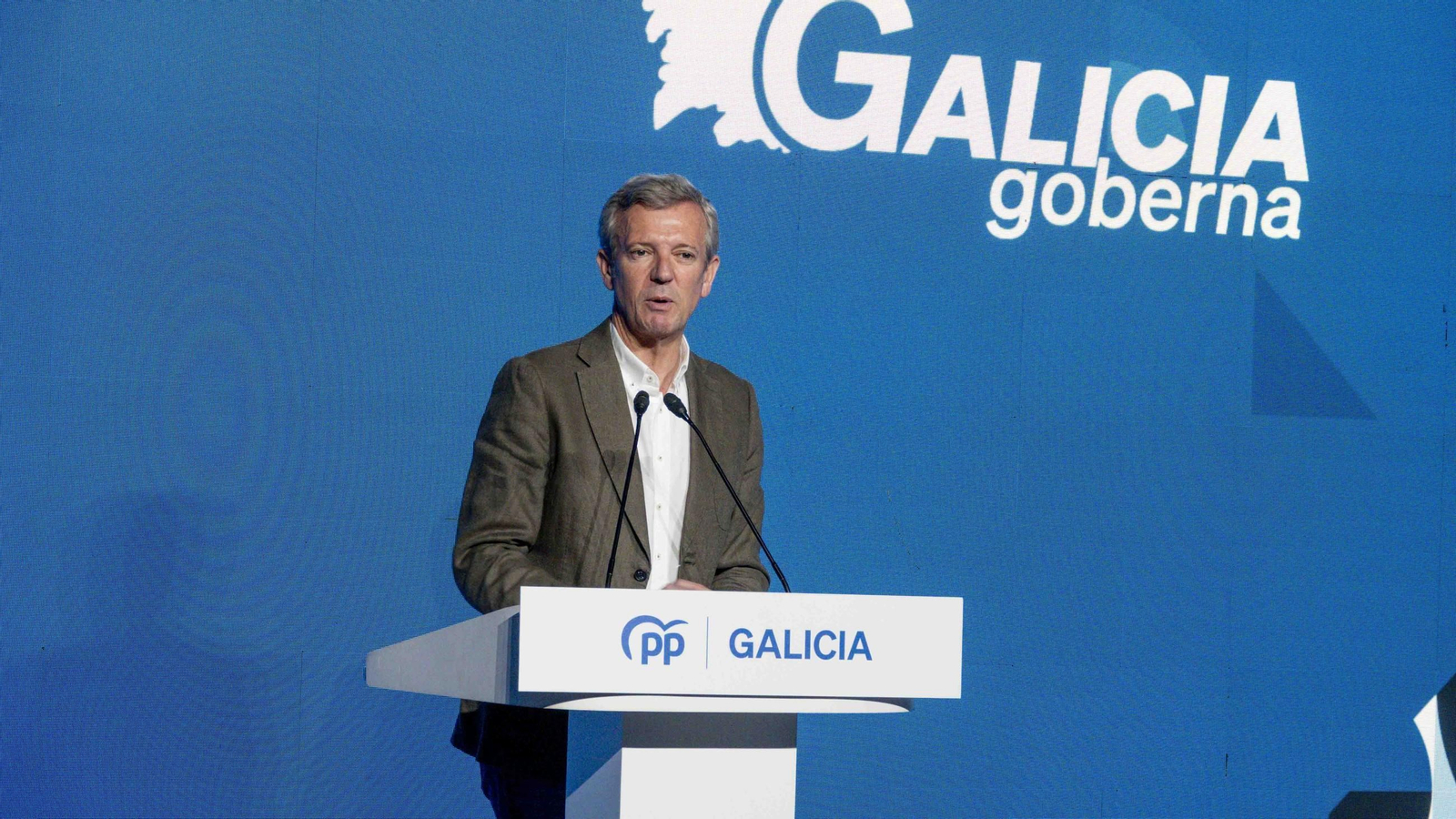 Galería | Rueda lidera el acto del PPdeG en Vigo y hace balance del mandato