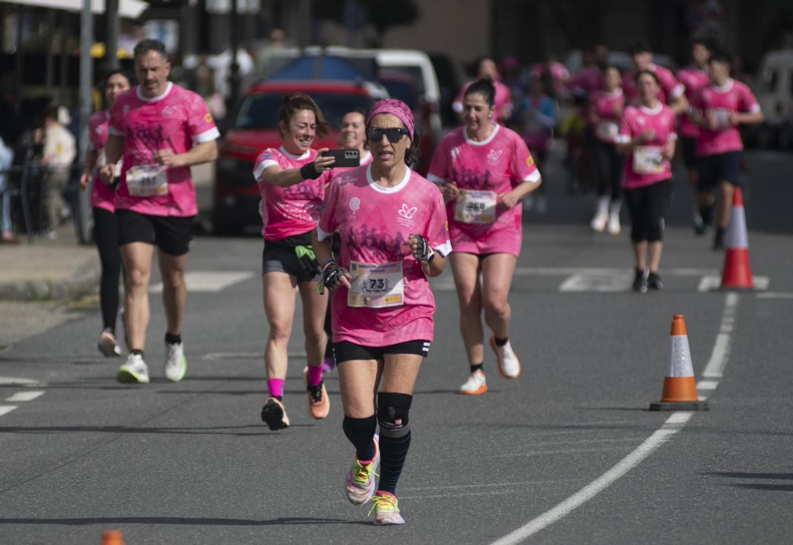 Galería | A Valenzá se tiñe de rosa con la III Carreira pola Igualdade