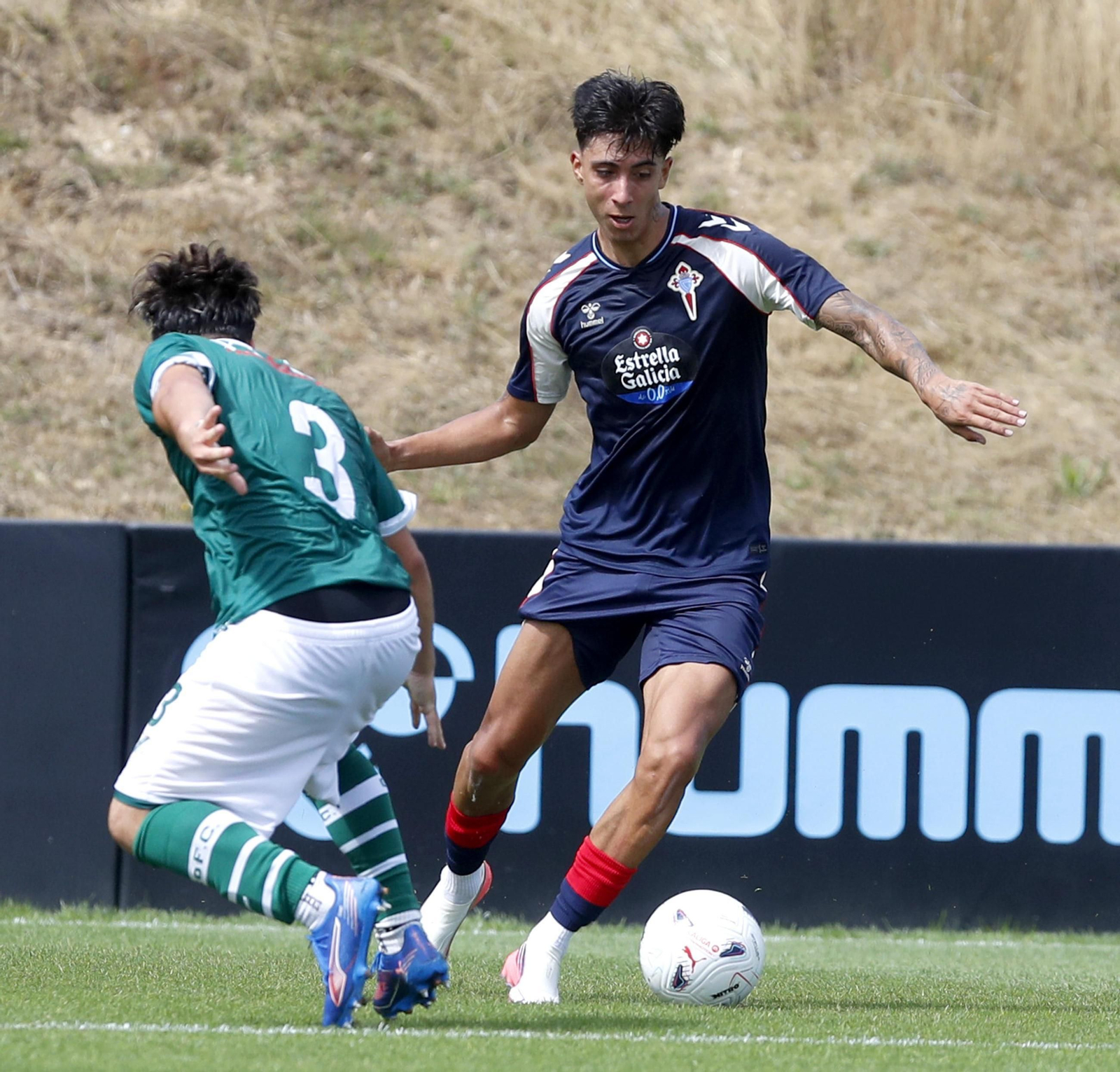 Galería | Celta Fortuna y Coruxo se miden en la pretemporada