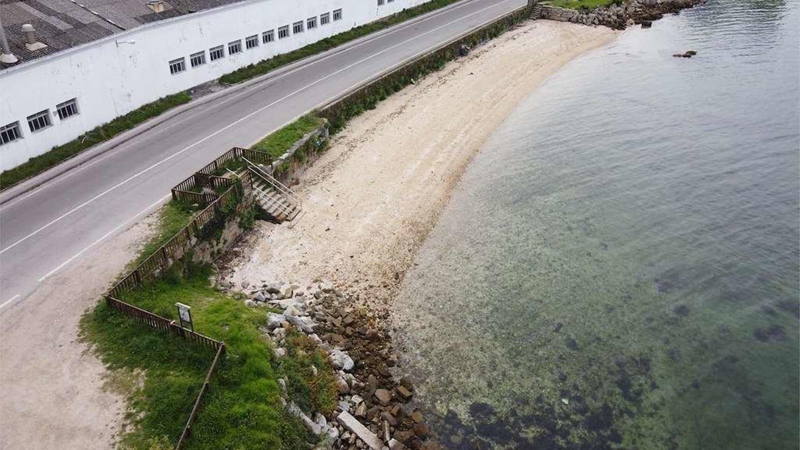 Playa de O Castelete. // Páxinas Galegas