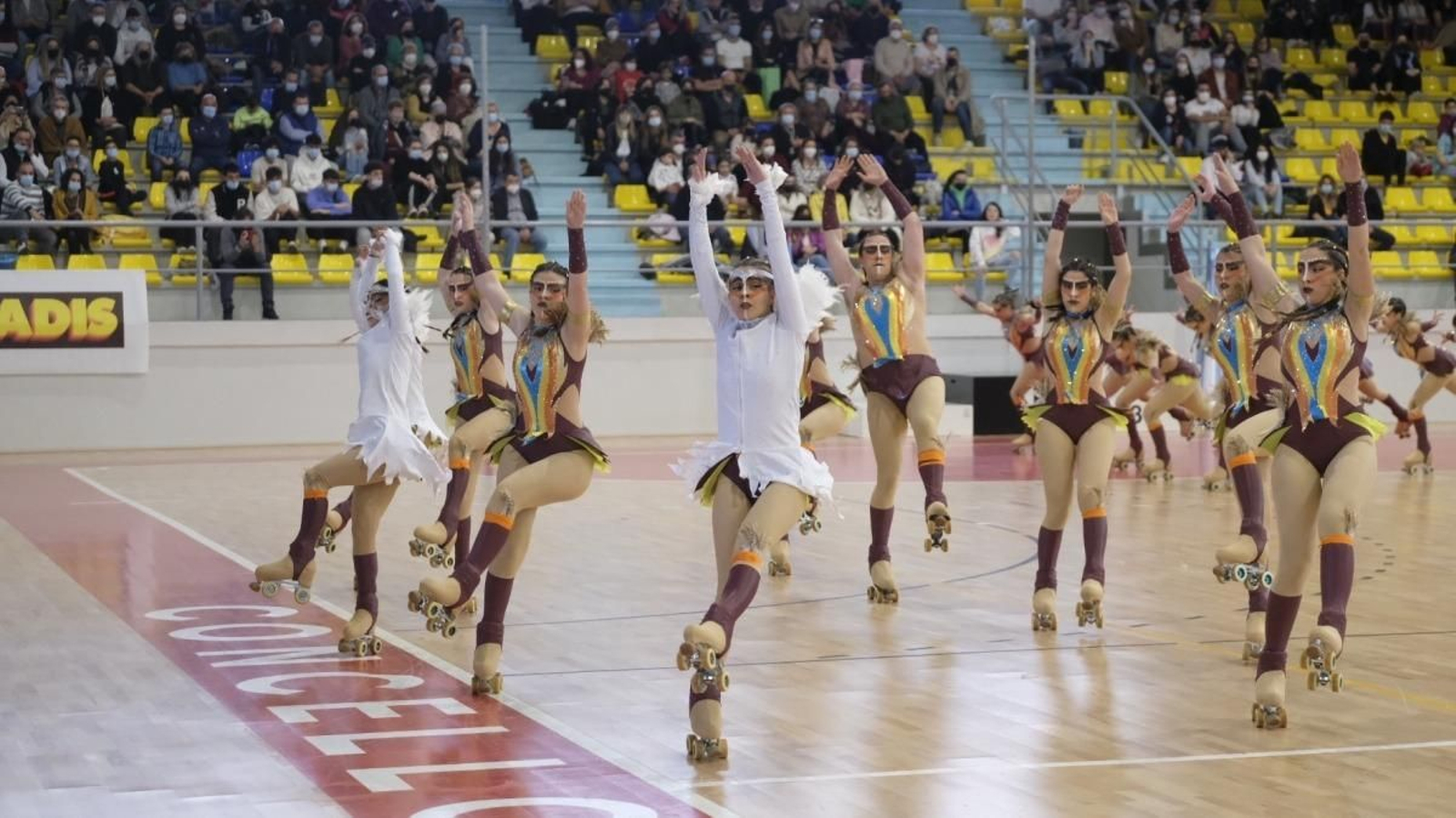 El pabellón de Tui albergó el Gallego de grupos grandes y pequeños.