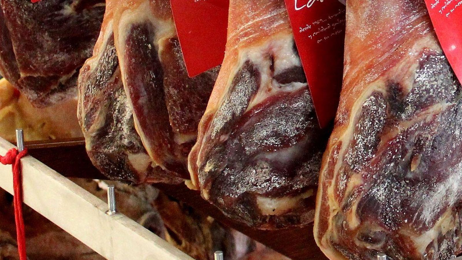 El lacón domina en los platos de carnaval.