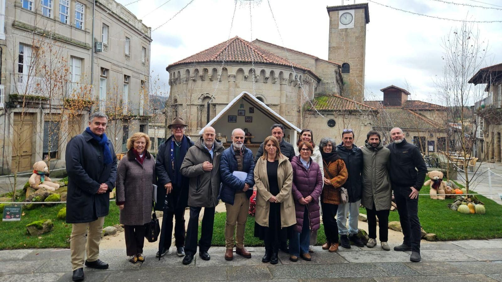 El jurado del Fixa, con la alcaldesa de Allariz, Cristina Cid -centro-.