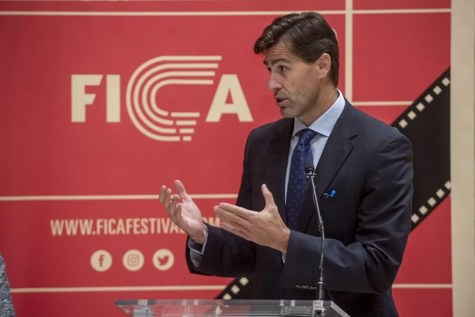 Raúl Chapado, presidente de la Federación Española de Atletismo, durante un evento.