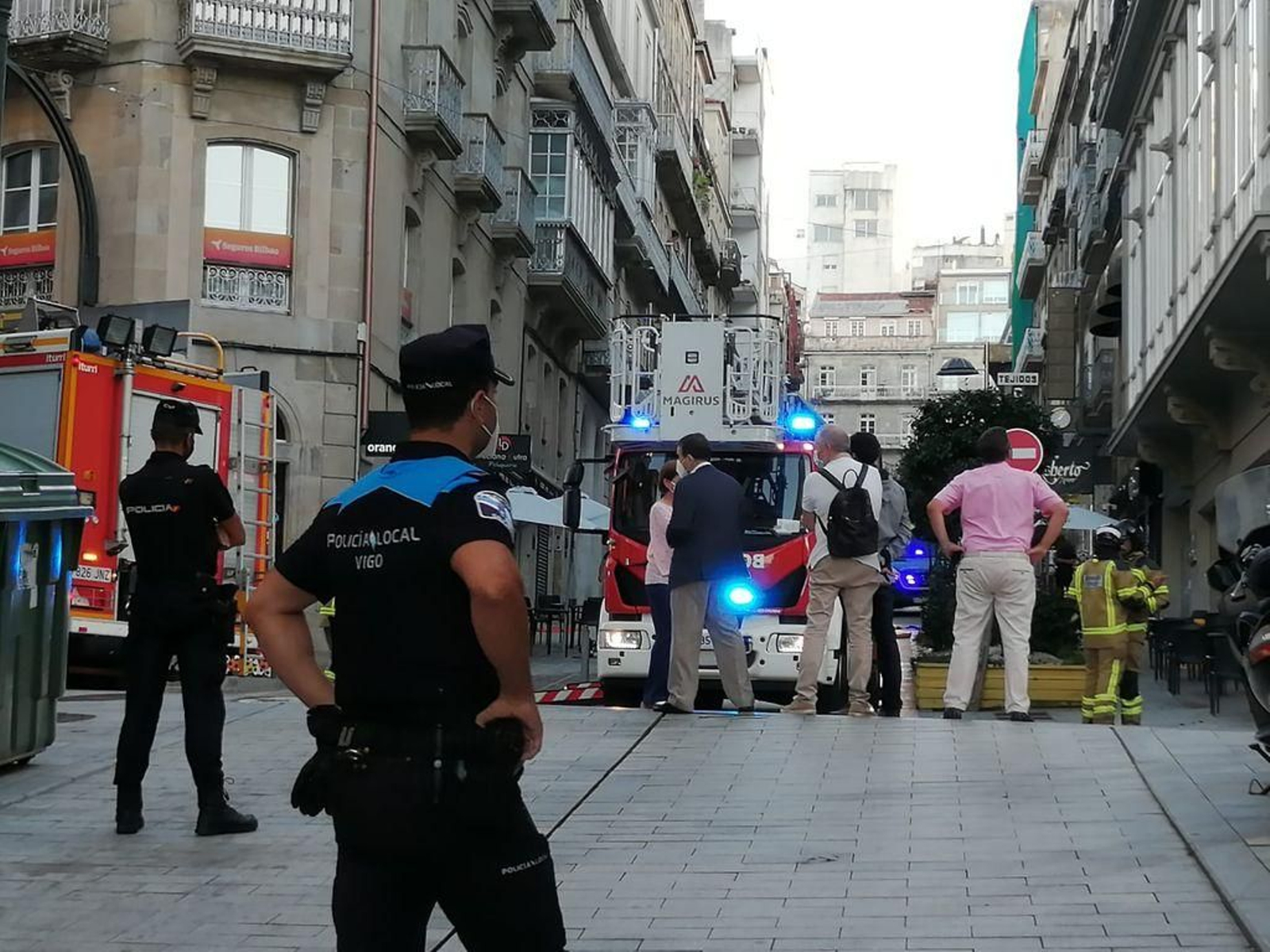 Un incendio se desata en la sede del Celta // Vicente Alonso