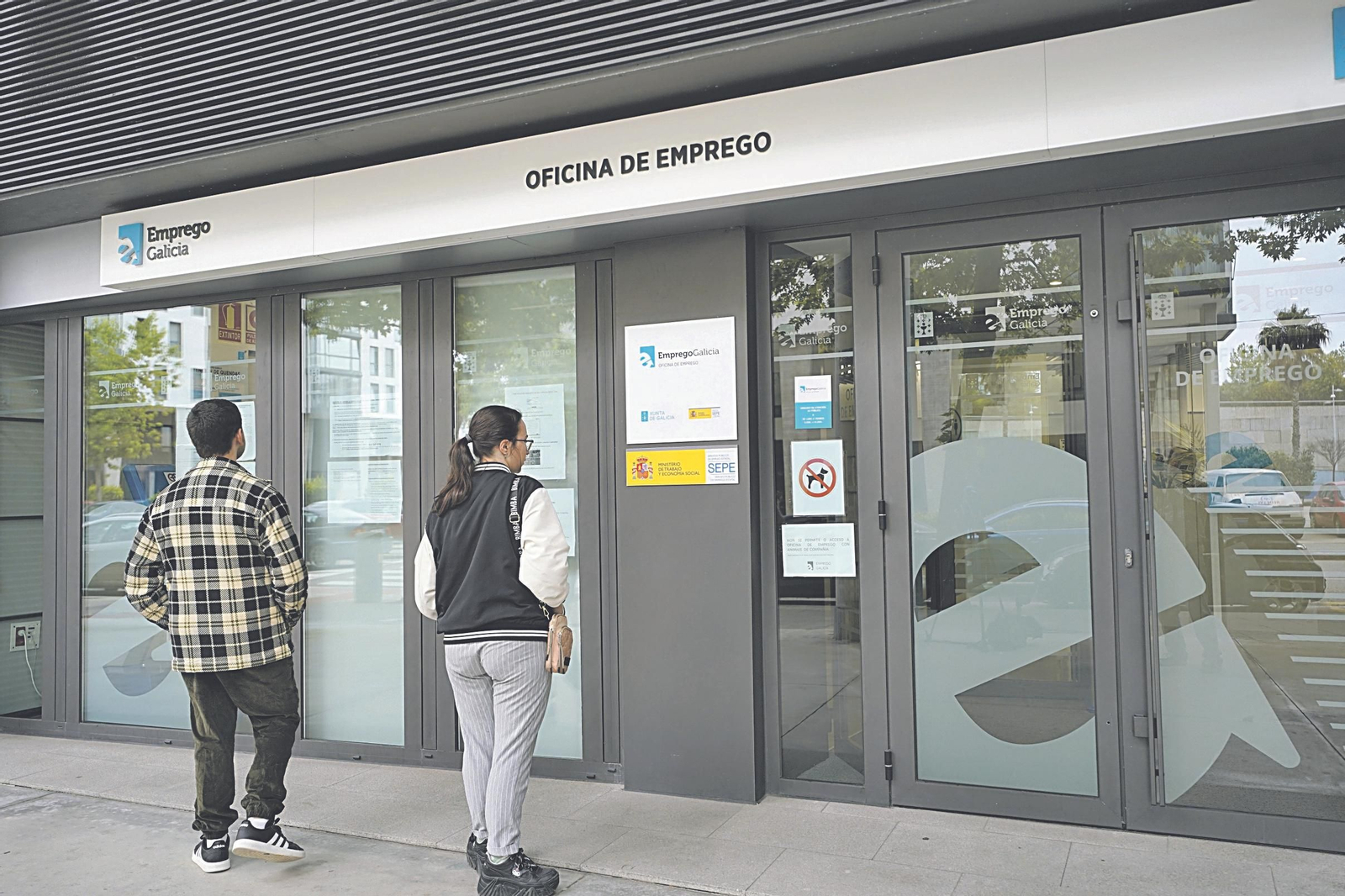 Las cifras de paro en las oficinas de Emprego en Vigo registran sus valores históricos más bajos.