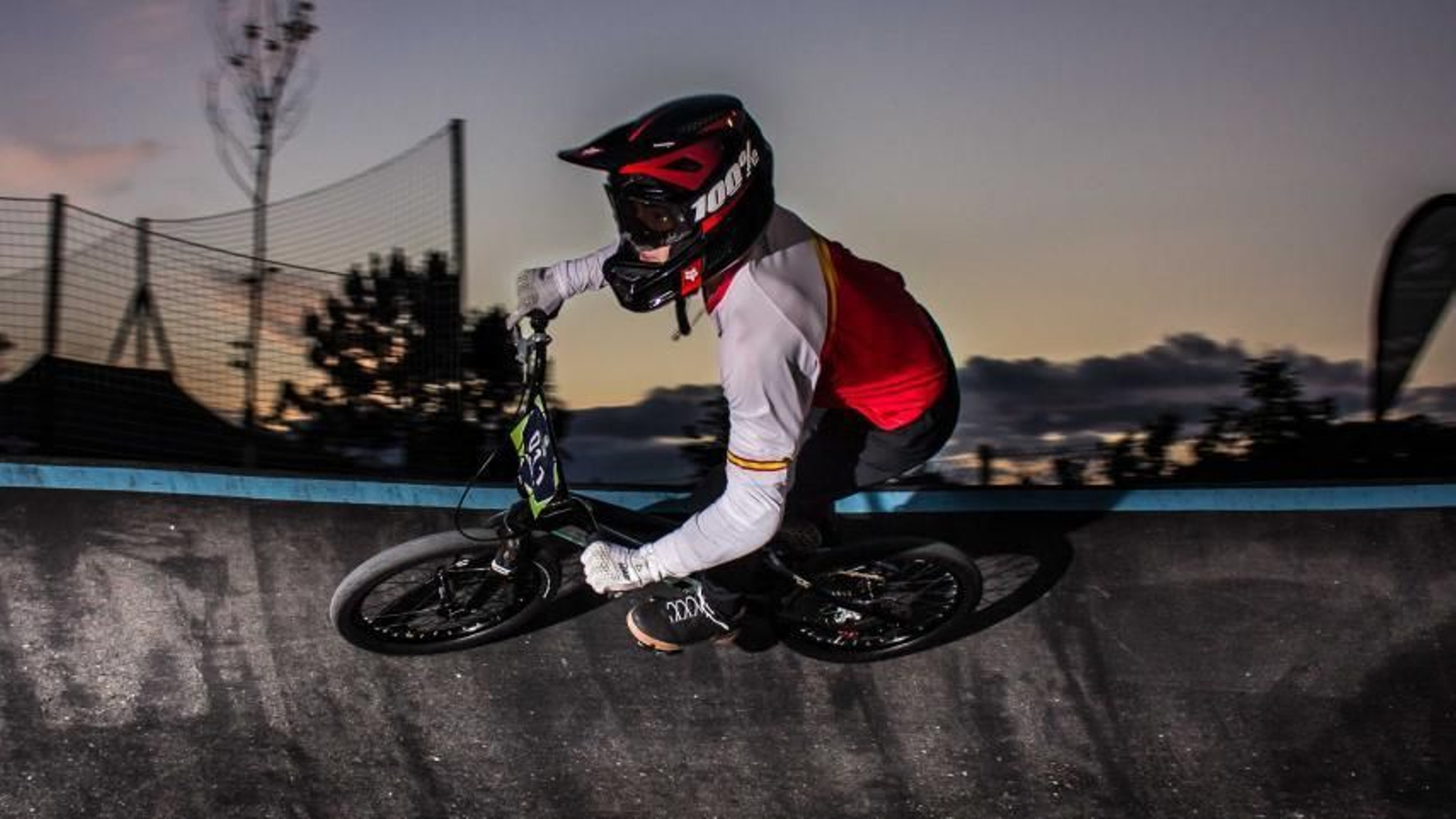 La celebración nocturna del Campeonato de España de pump track.