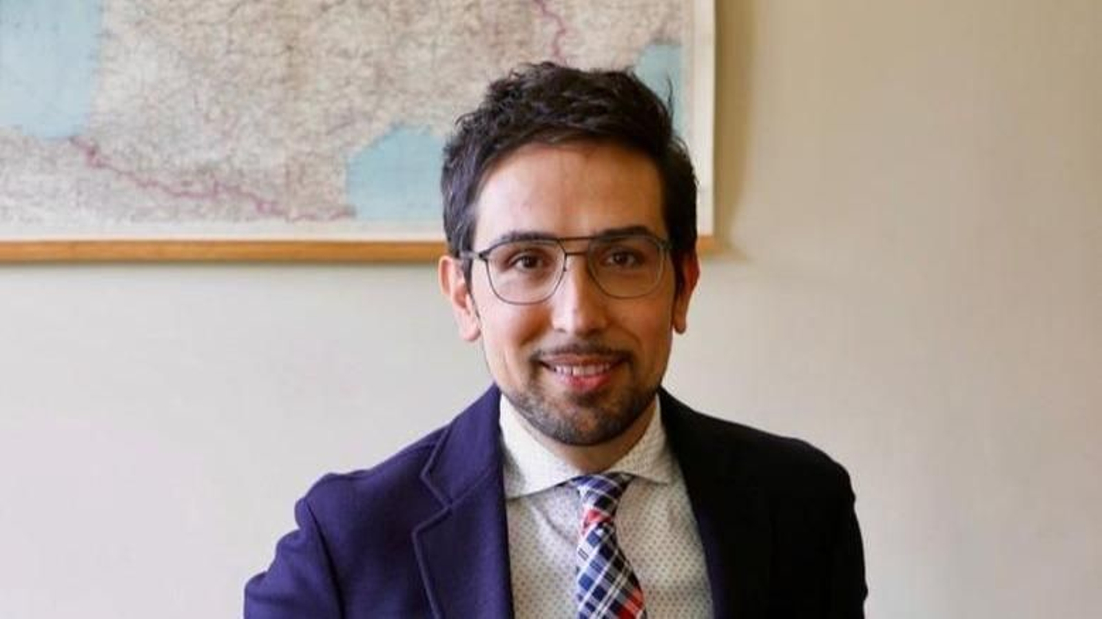 Emilio Peral Vega, en primer plano.