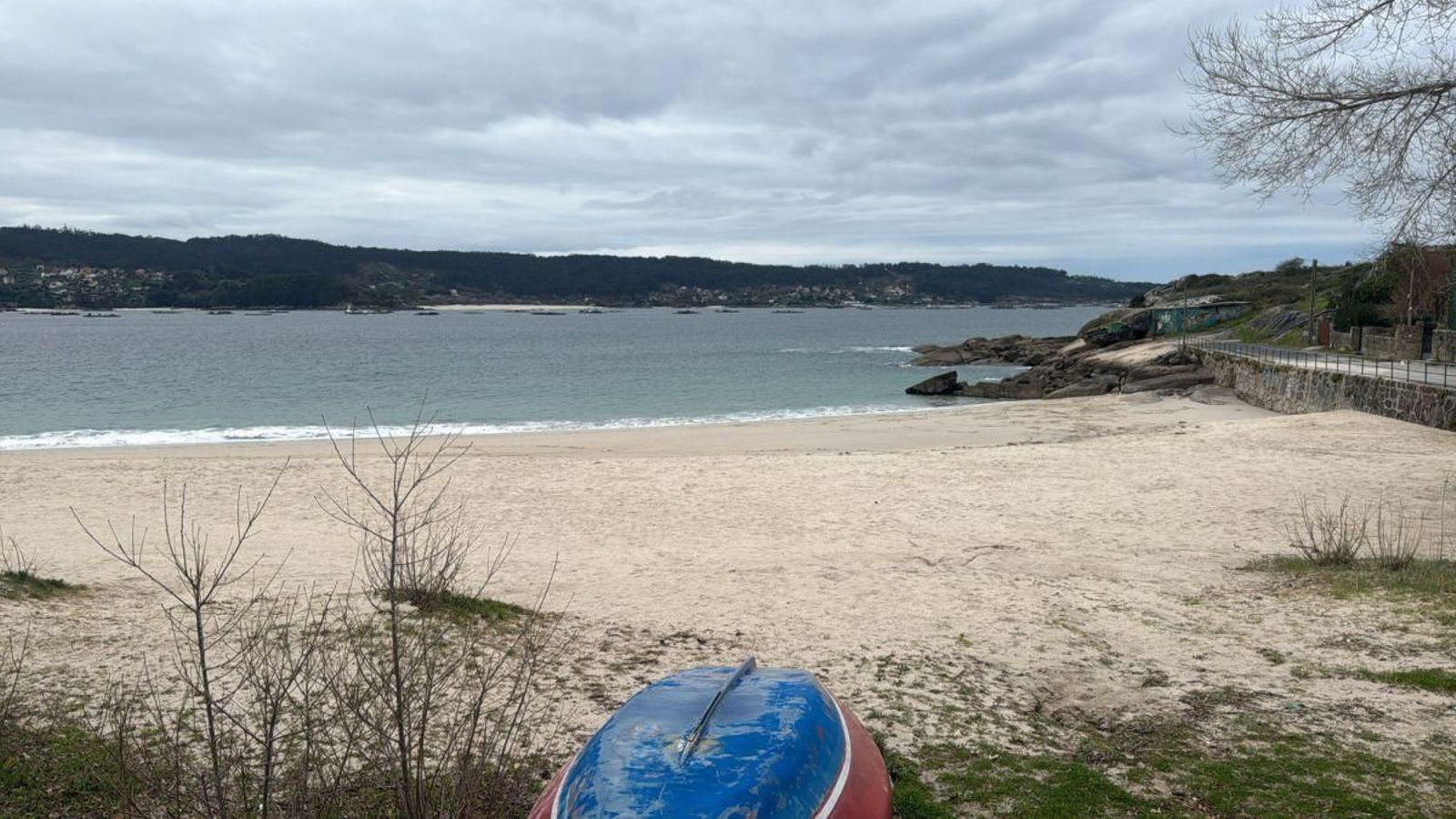 Playa de Menduiña, en Cangas.
