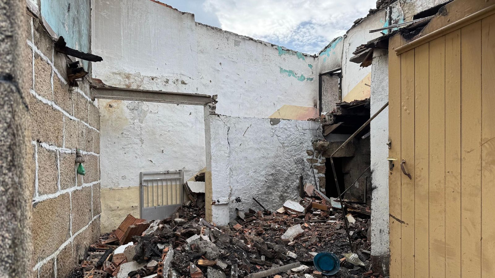 Estado en el que quedó el hogar de la familia González González.