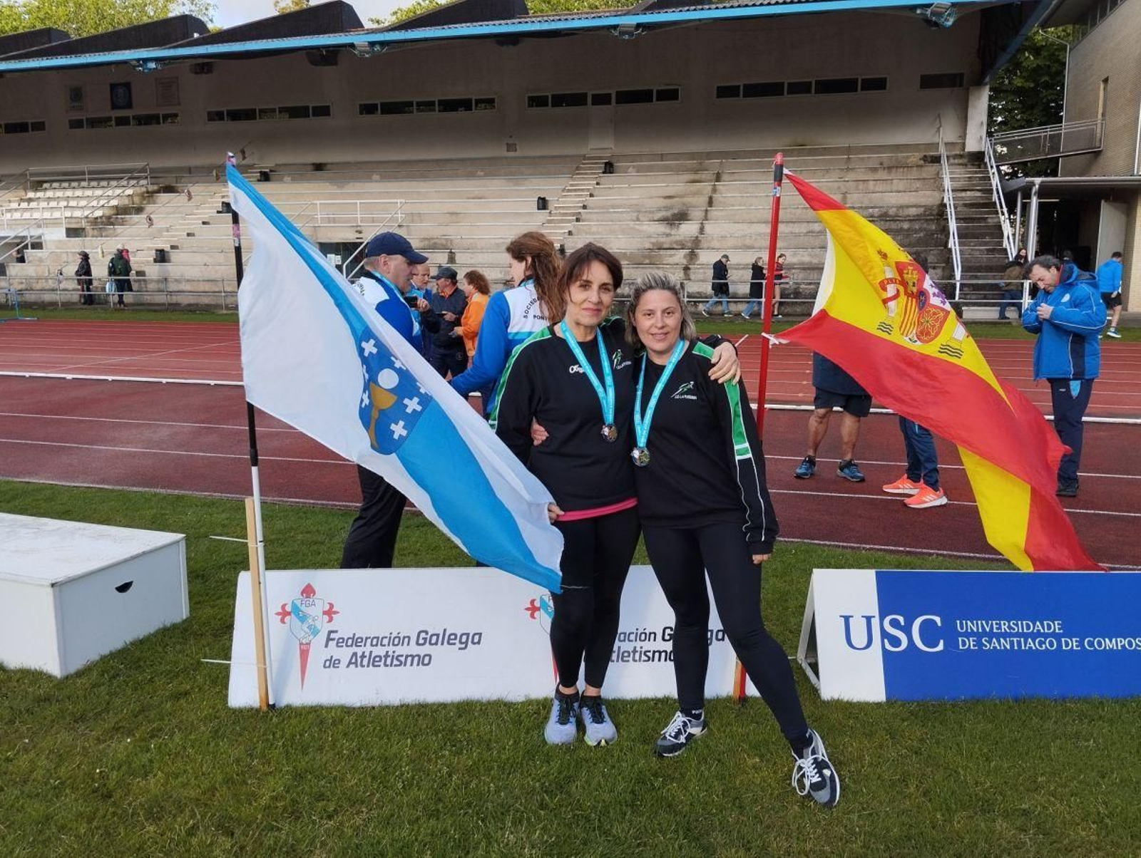Las dos medallistas del Club Deportivo la Purísima.