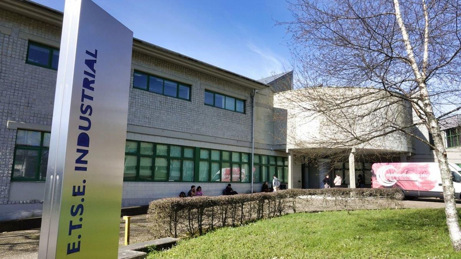 Varios de los grados de la Escuela de Ingeniería Industrial registraron las peores tasas de graduación de la UVigo.