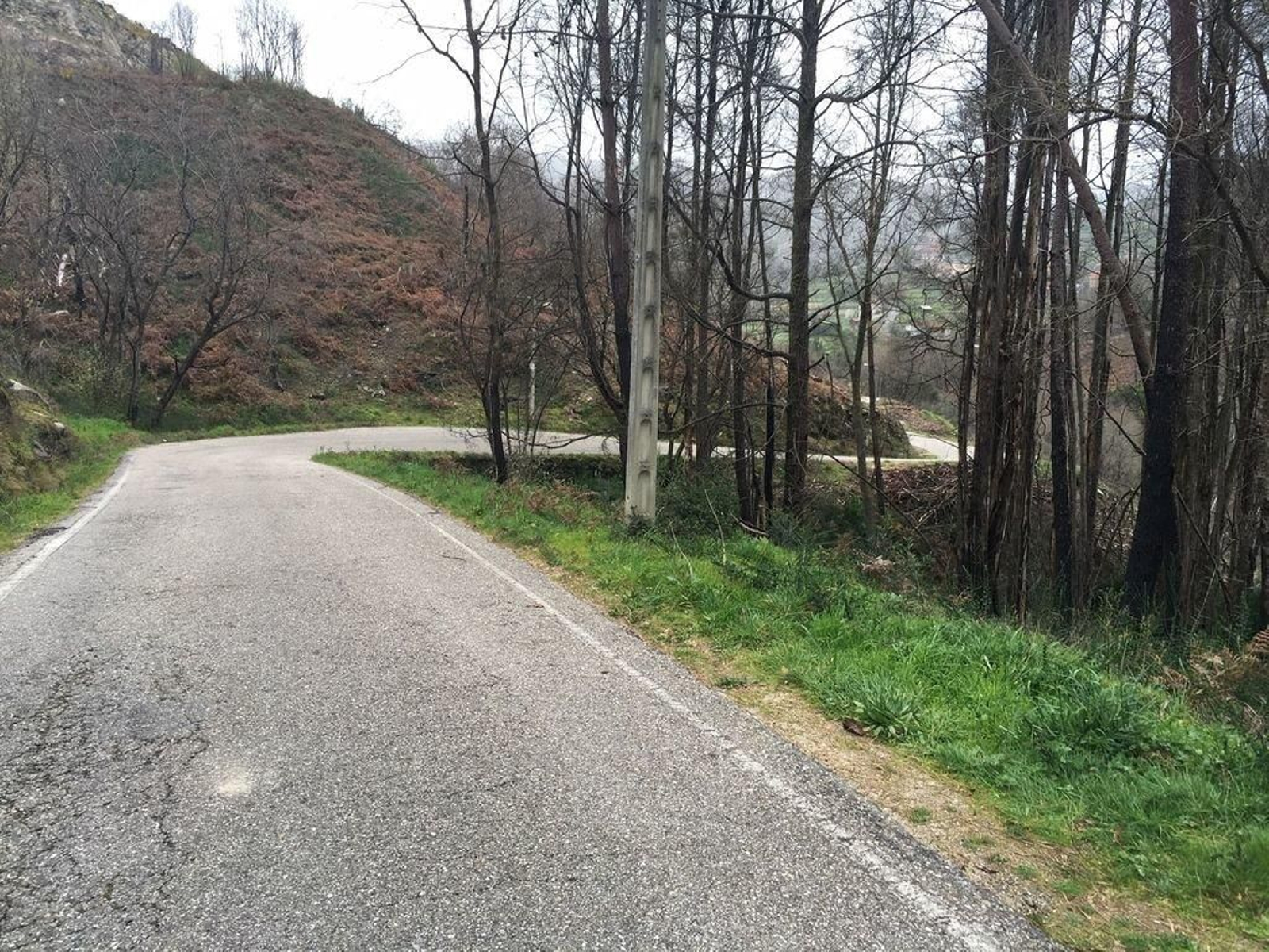 La intervención permitirá ampliar el vial y crear una nueva canalización de las aguas pluviales.