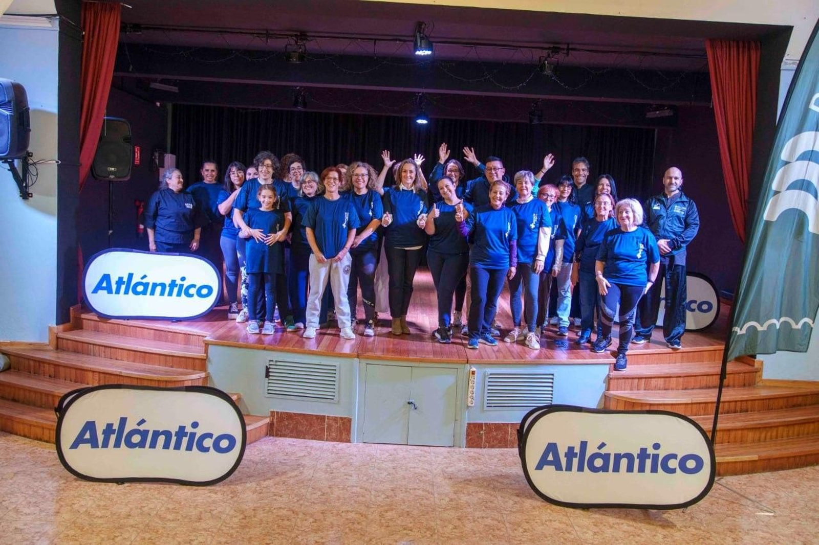 Galería | El curso de defensa personal de +Deporte Atlántico reúne a medio centenar de mujeres en Vigo
