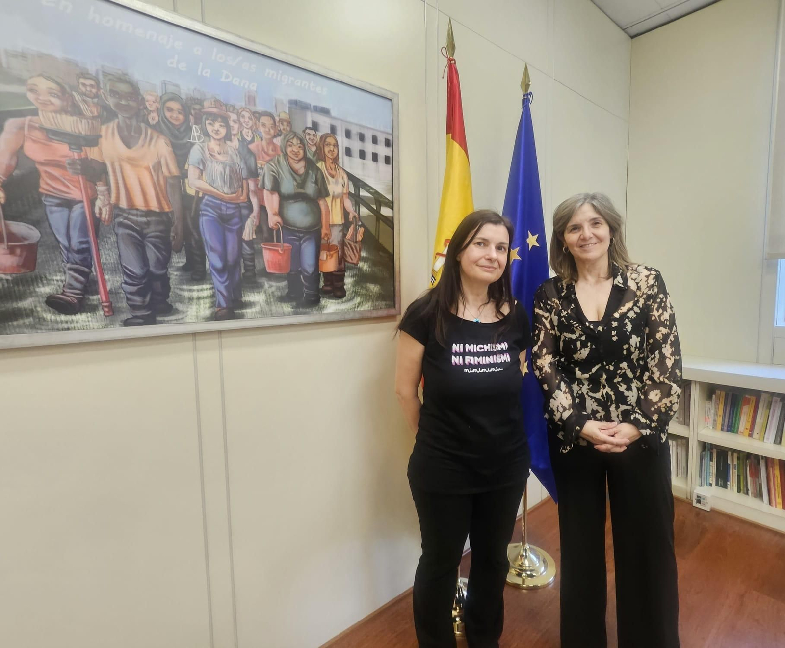 Violeta Alonso con la secretaria de Estado de Migraciones