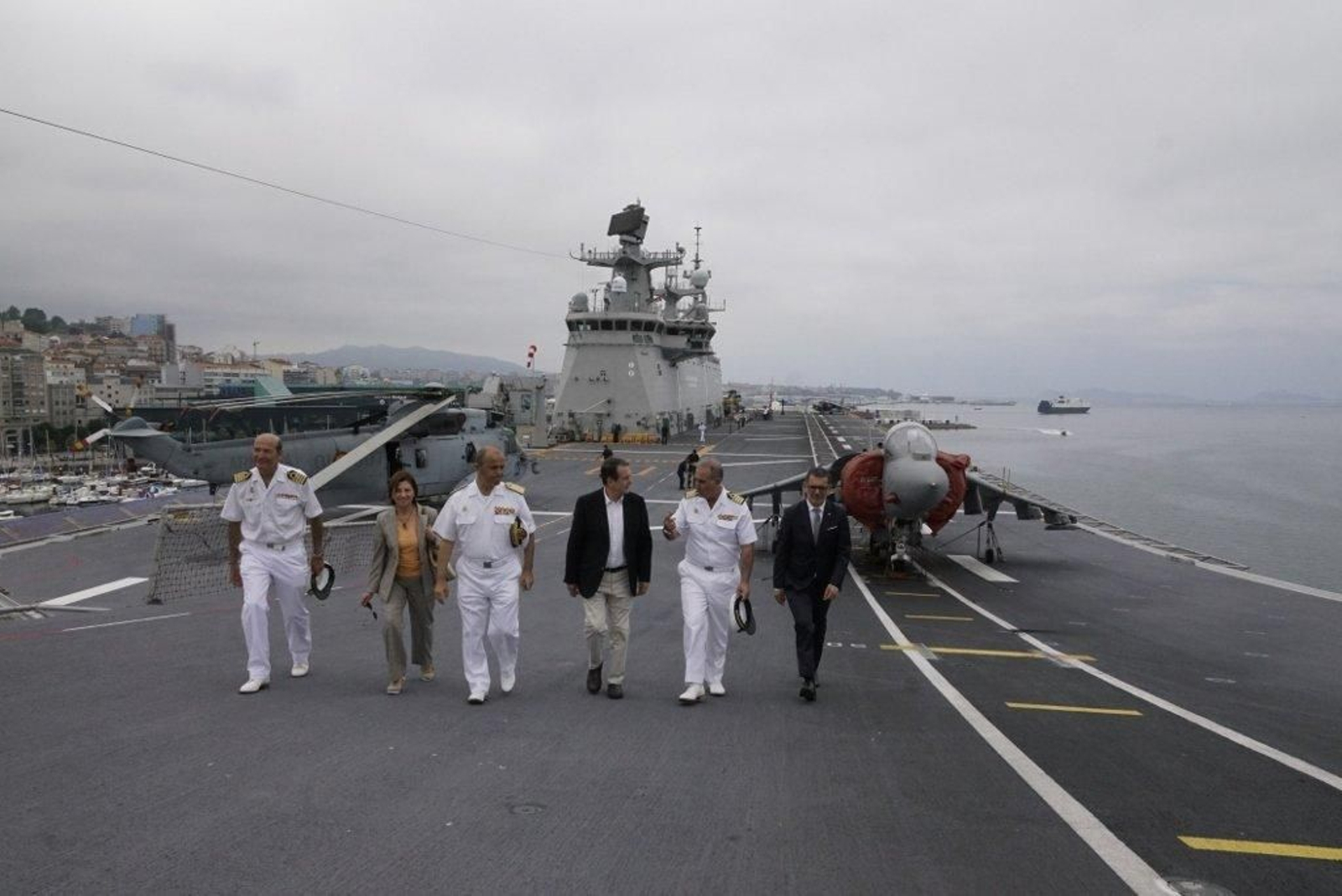 El portaviones Juan Carlos I en Vigo  (95) (1024x684)