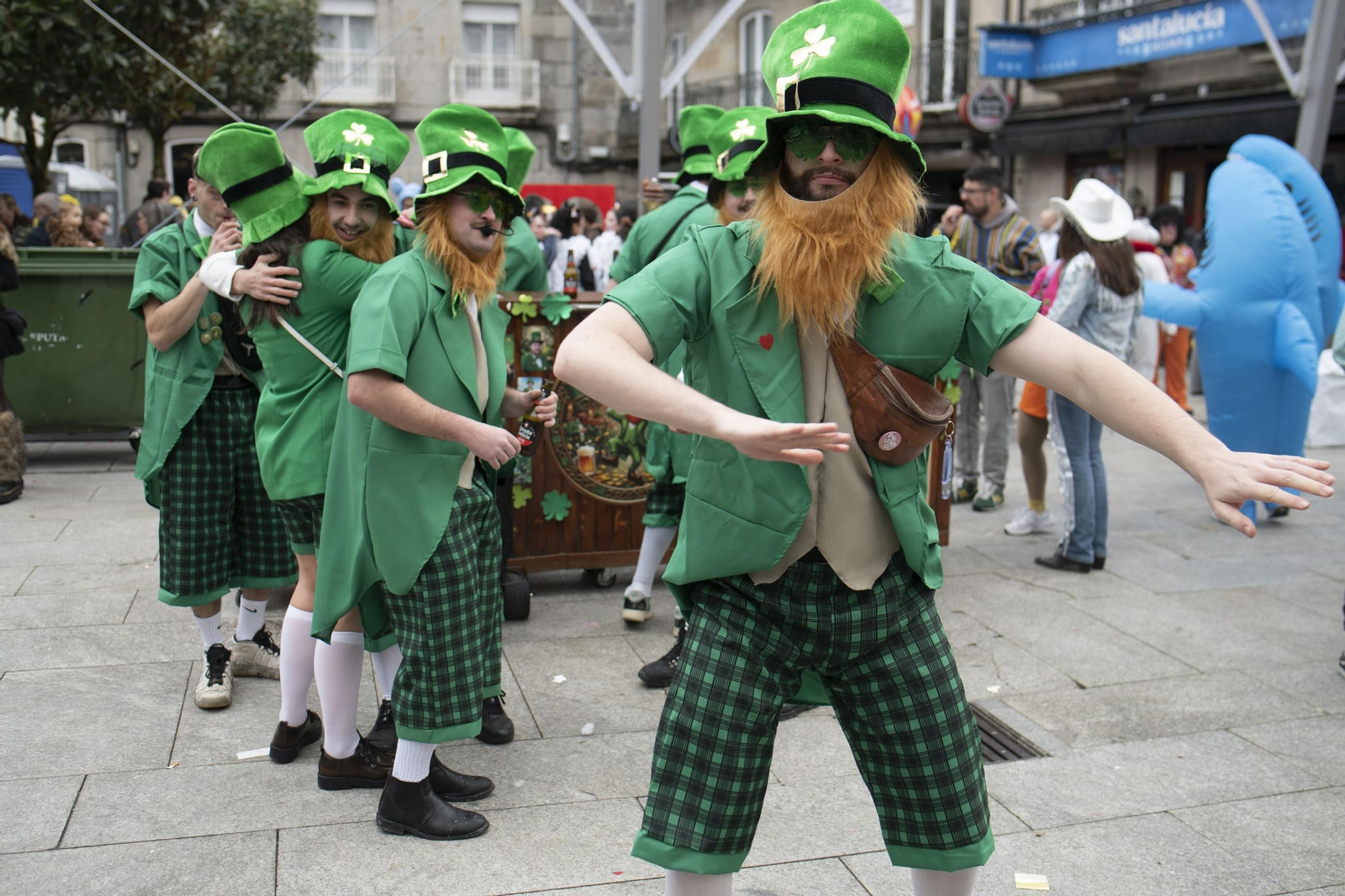Galería | El sol hace acto de presencia en la mañana de sábado de Entroido de Xinzo de Limia