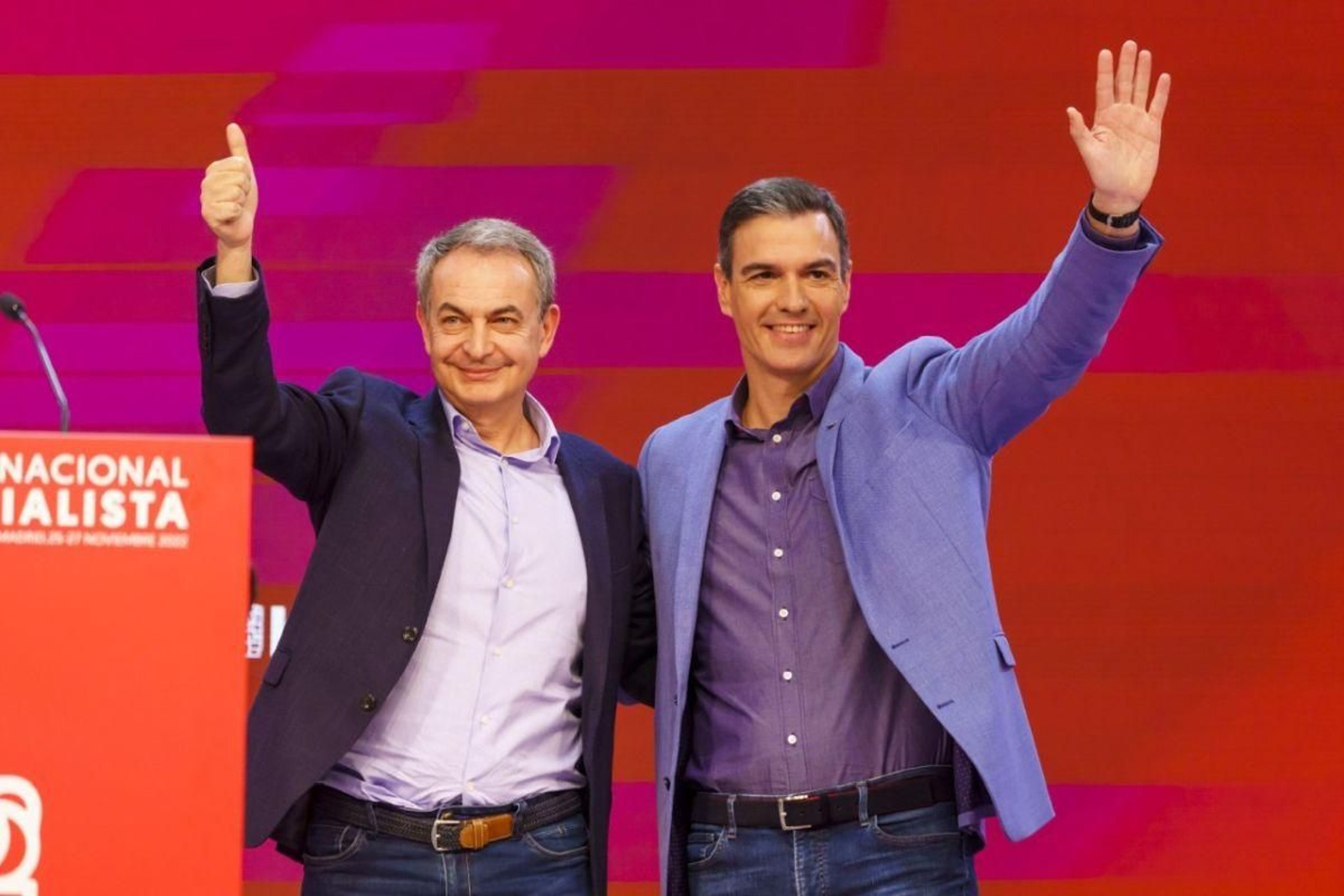 Rodríguez Zapatero y Pedro Sánchez, durante un acto de los socialistas.