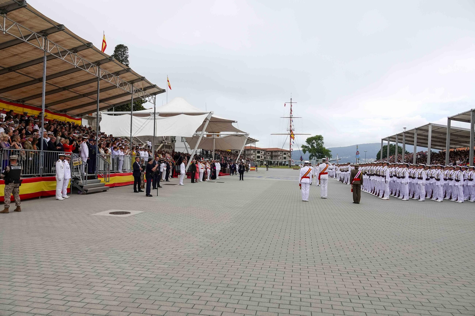 Galería | Entrega de despachos en Marín a cargo de Felipe VI