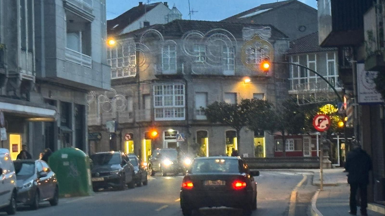 Los semáforos de Xinzo permanecen en ámbar