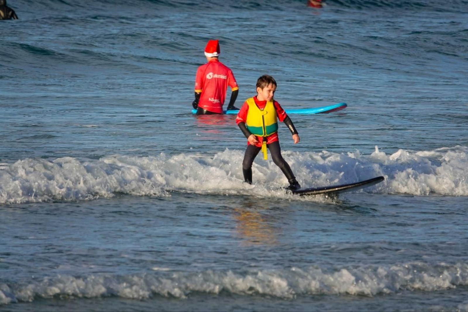 Galería | Papanoeles surfeando en Patos
