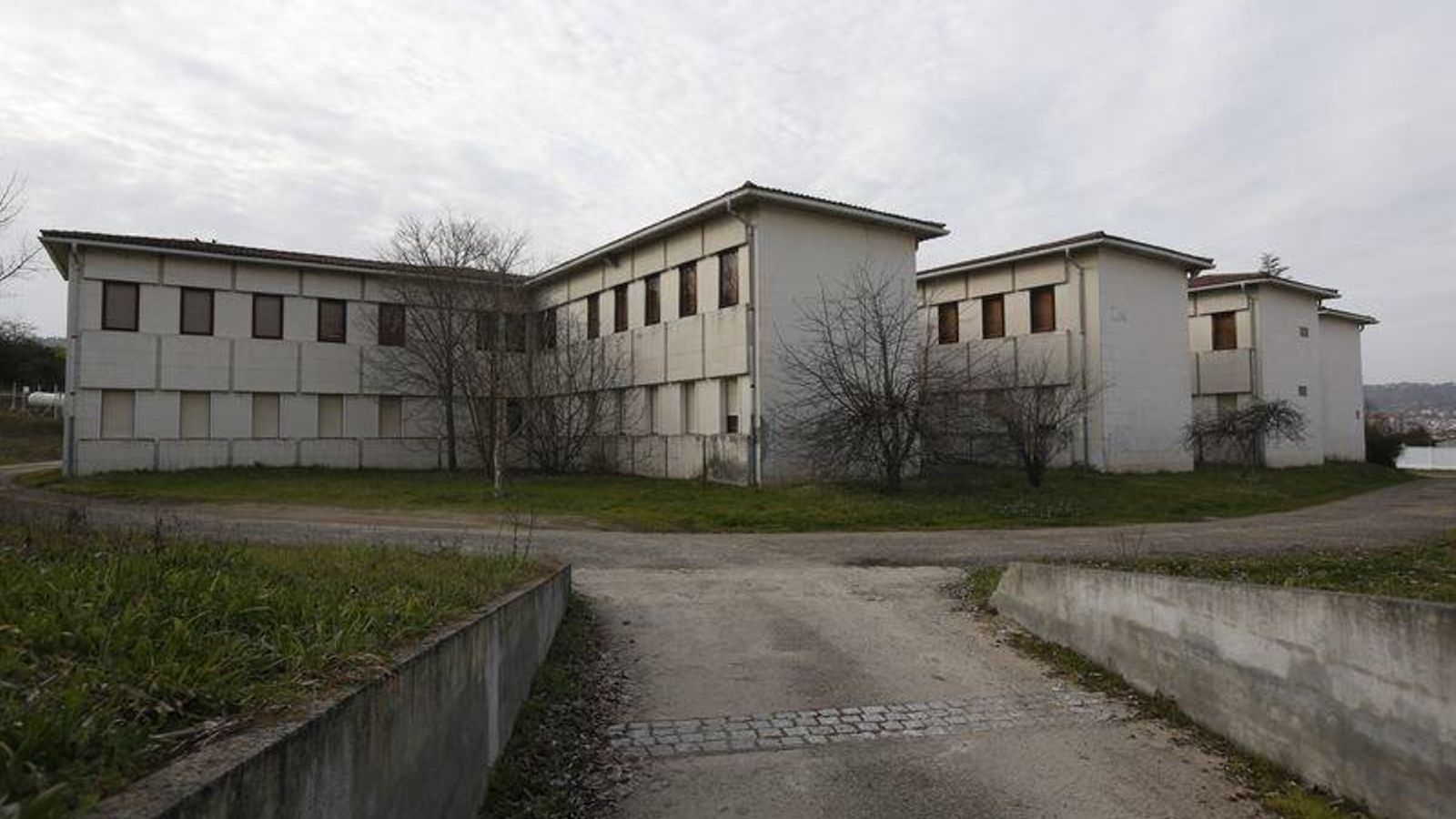 La antigua escuela hogar de Mariñamansa, futura sede del Centro Galego de FP (XESÚS FARIÑAS).