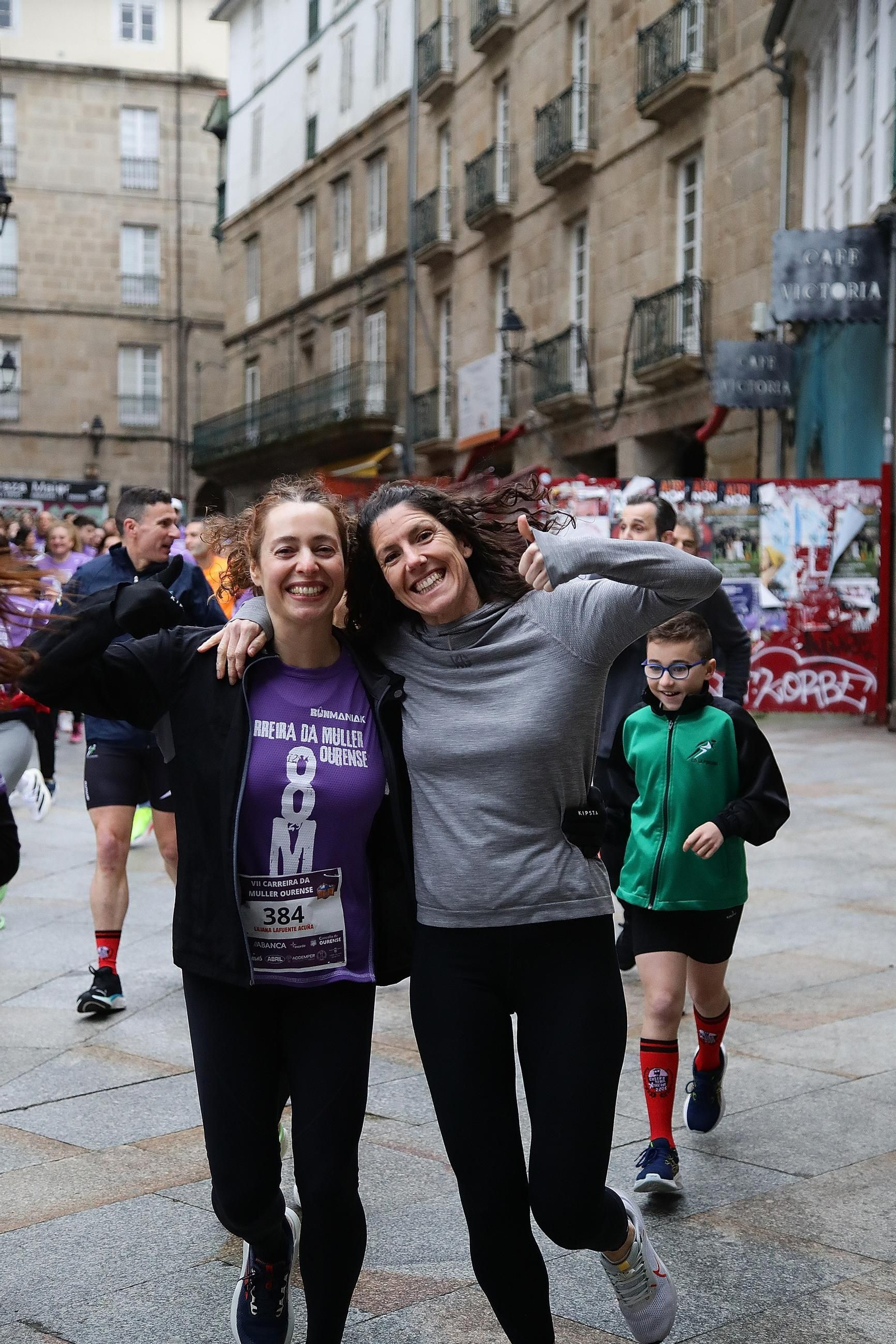 Galería | Ourense se viste de morado para correr la Carreira da Muller