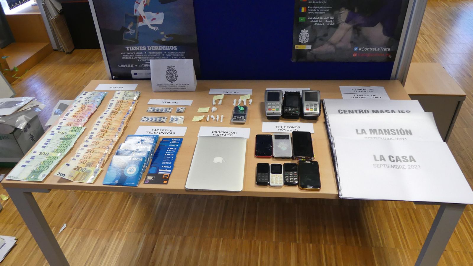 Cinco detenidos acusados de explotación sexual a mujeres en chalets de lujo en Vigo