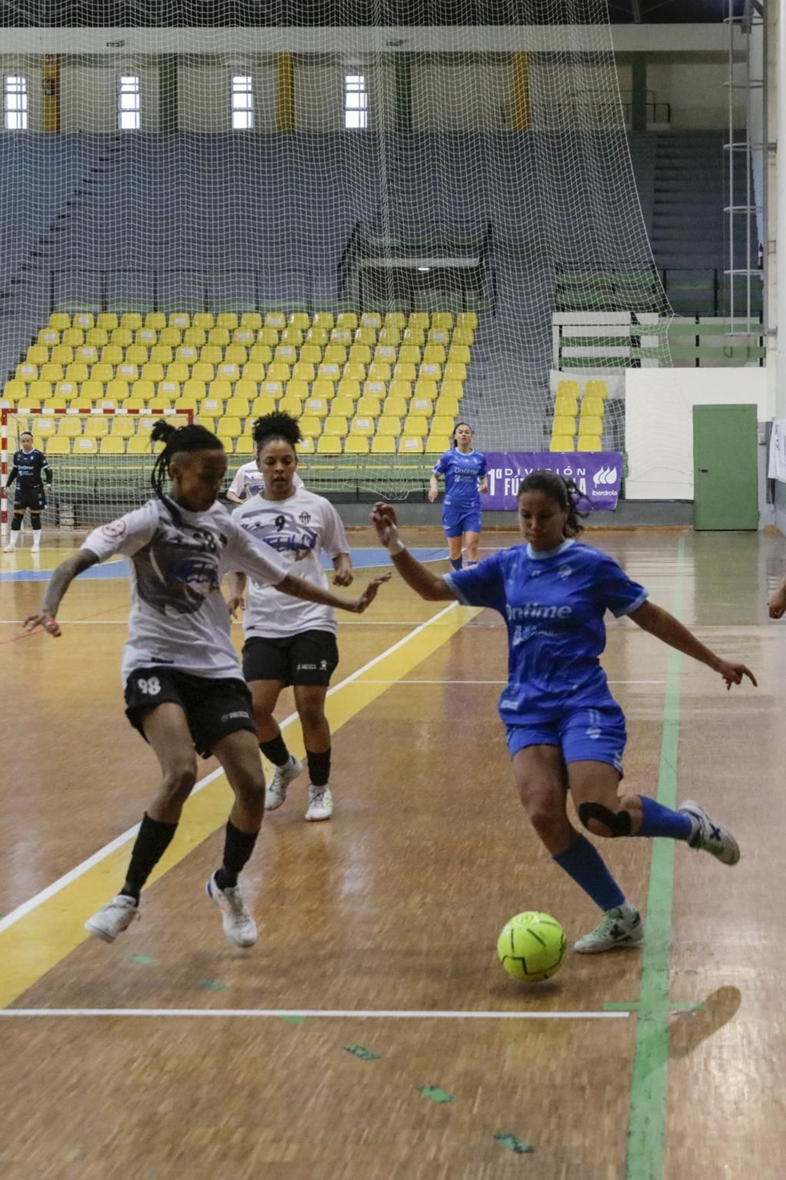 Galería | Ourense Ontime cae ante el líder
