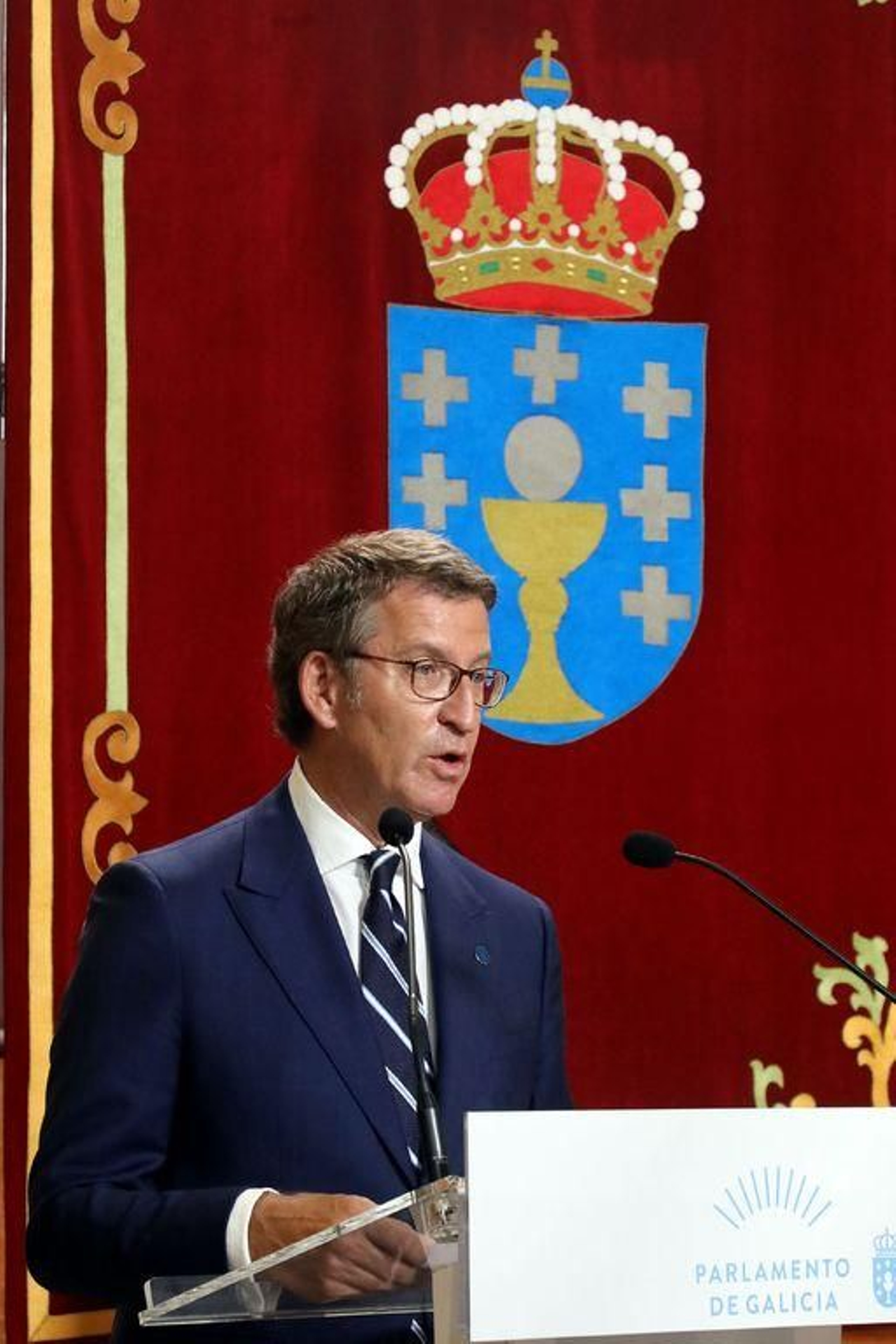 Alberto Núñez Feijóo toma
posesión como presidente de la Xunta