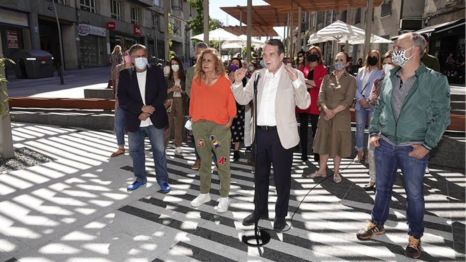 Caballero recordó cómo era Ronda en los 60, bromeando con tras la humanización es una calle “que ya le gustaría al alcalde de Nueva York”.