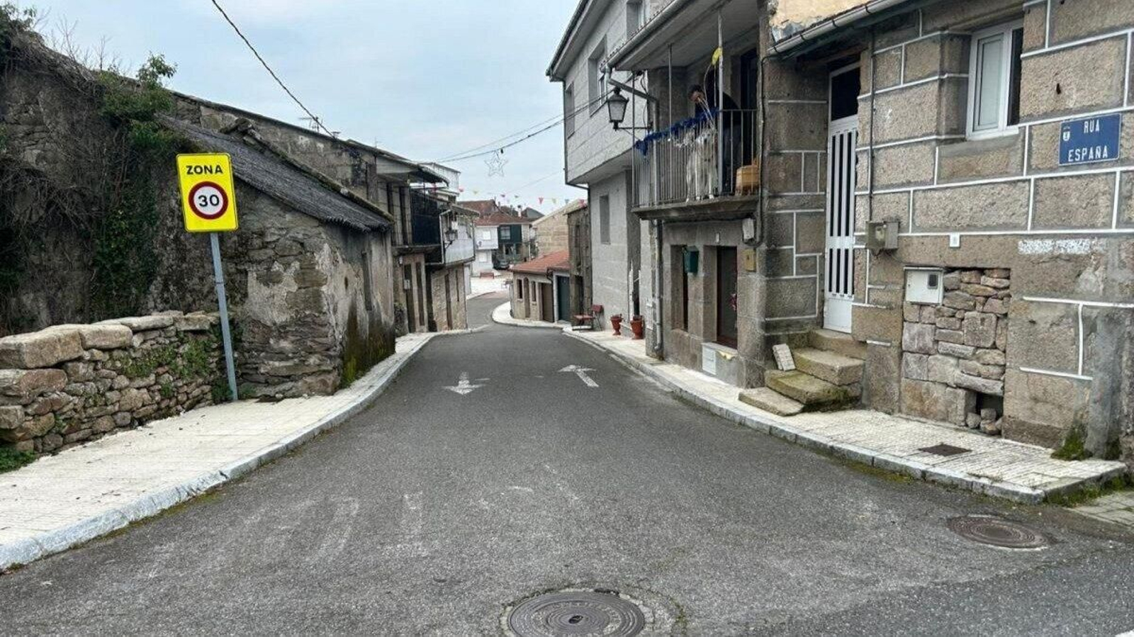 La rúa España, en San Cristovo de Cea.